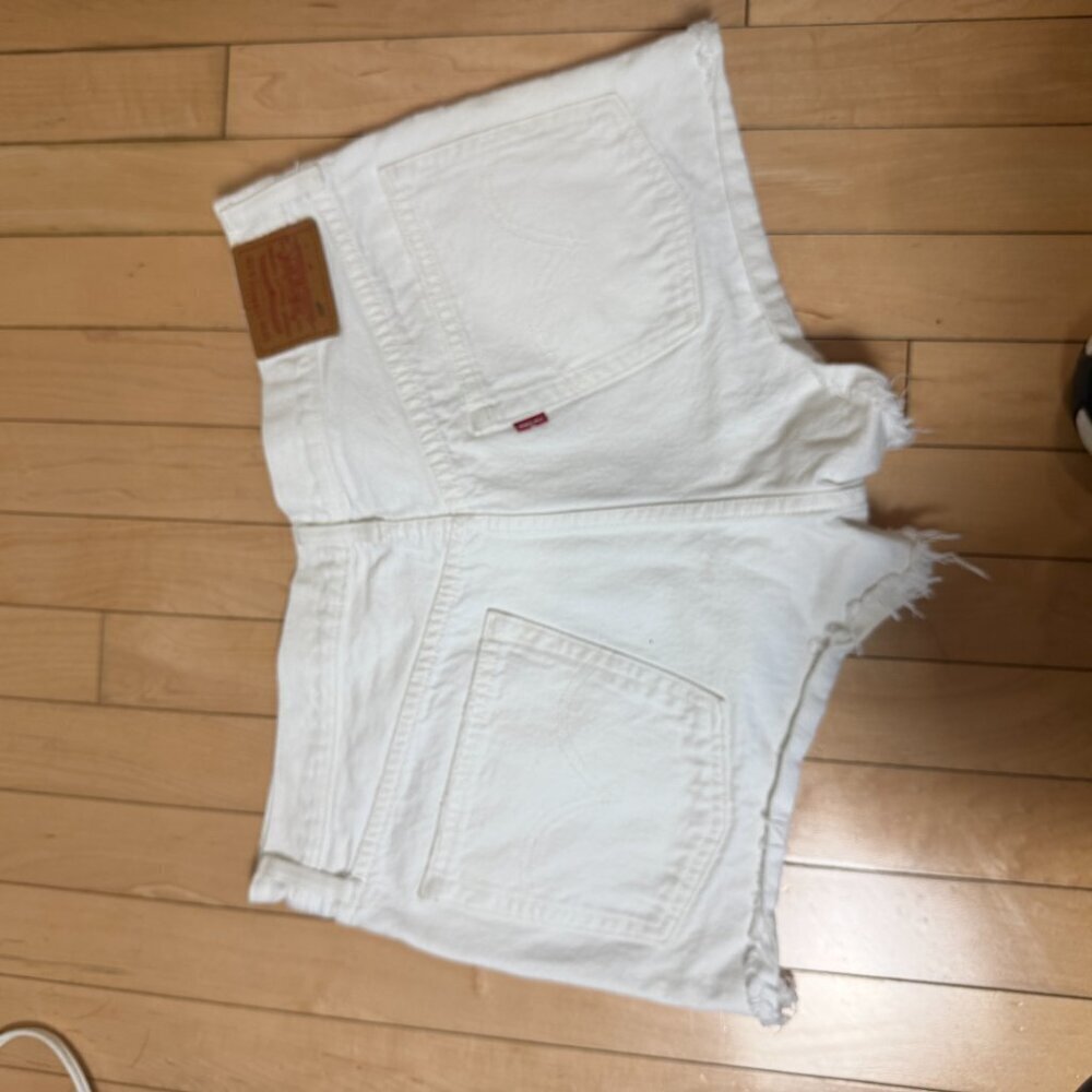 LEVI'S Premium Denim Jean Shorts Distressed White Size 31 - Picture 8 of 12